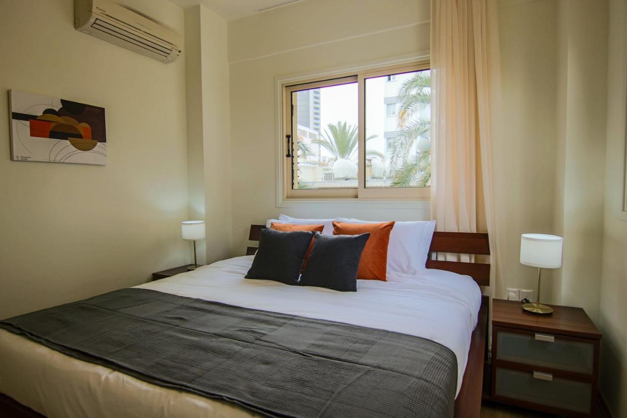 Phaedrus Living City View Luxury Iras Flat 102 Nicosia Exterior foto